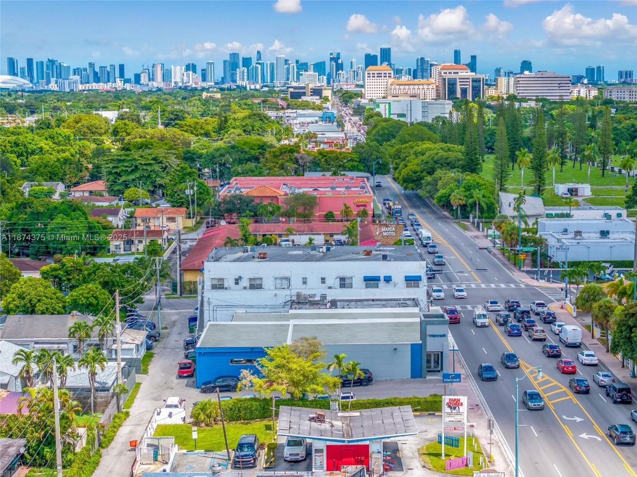 4725 SW 8th St, Miami, FL 33134 Photo