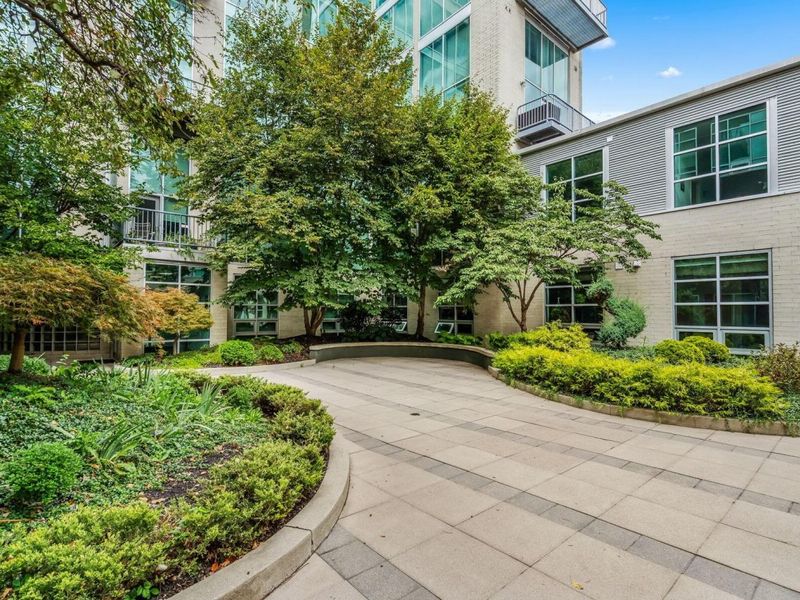 60 E Spring Street, Unit 412, Columbus, OH 43215 Photo 3