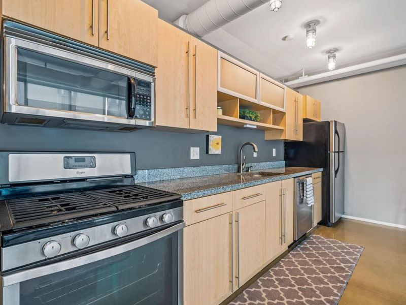 60 E Spring Street, Unit 412, Columbus, OH 43215 Photo 8