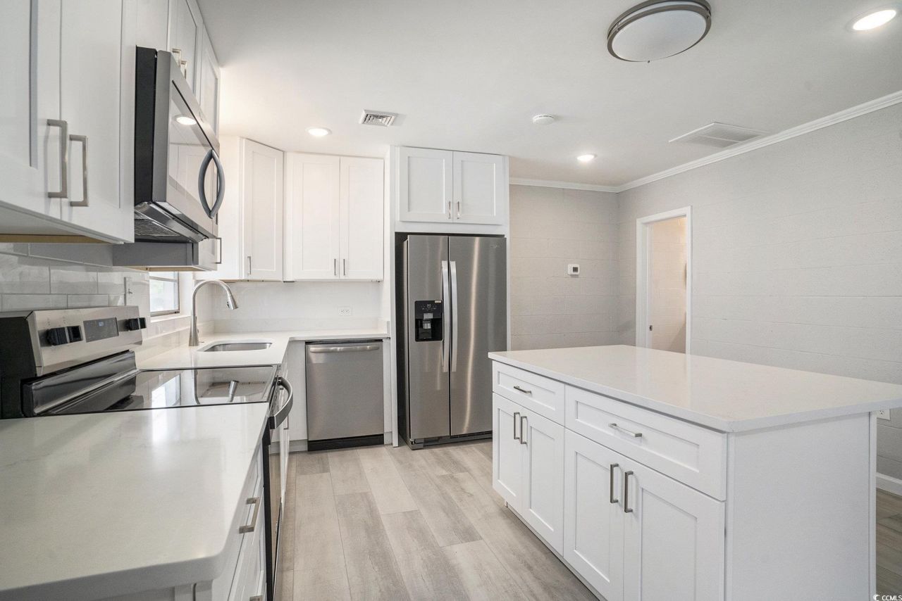 1911 Madison Dr. Photo 11