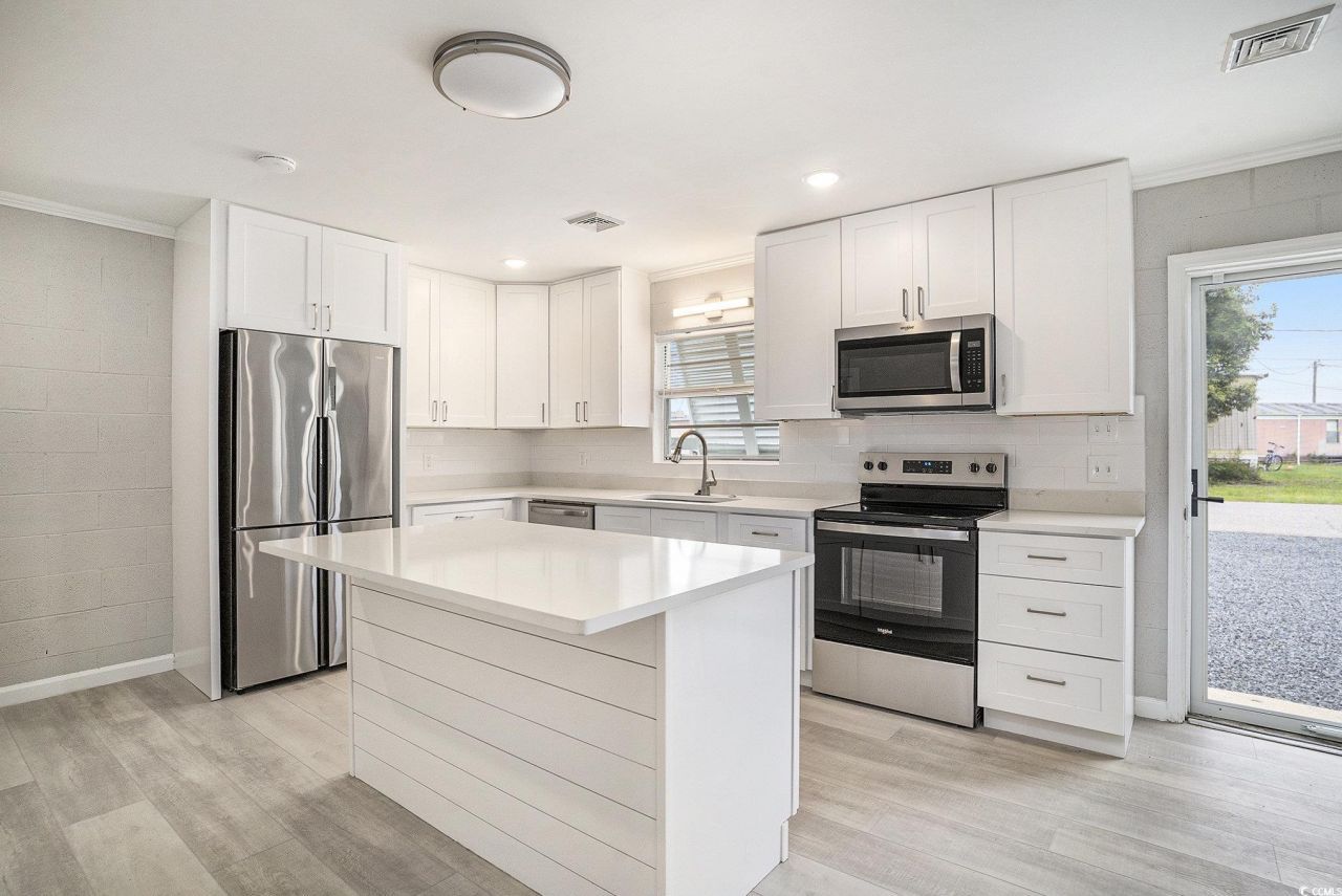 1911 Madison Dr. Photo 22