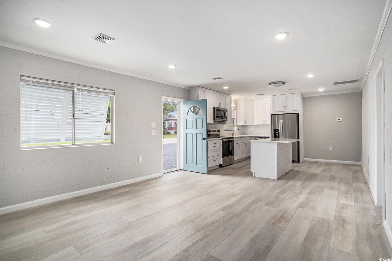 1911 Madison Dr. Photo 6