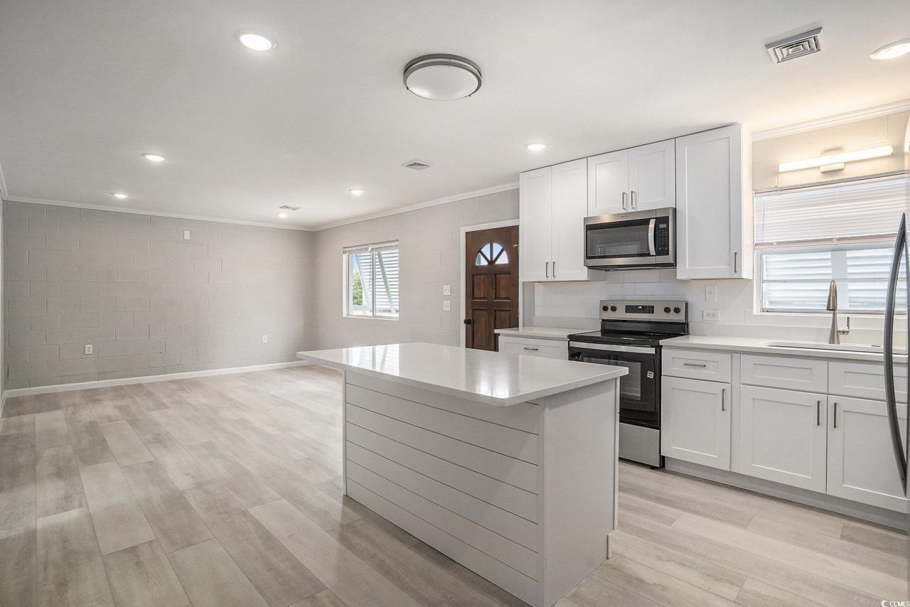 1911 Madison Dr. Photo 9