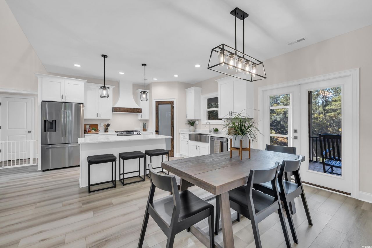 1820 Gray Oaks Dr. Photo 17