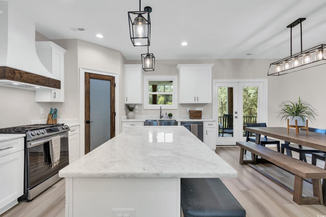 1820 Gray Oaks Dr. Photo 18