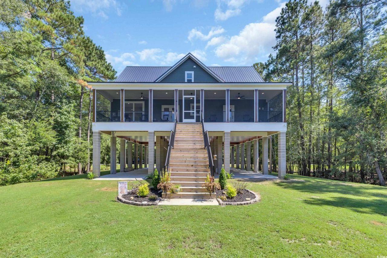 1820 Gray Oaks Dr. Photo 2