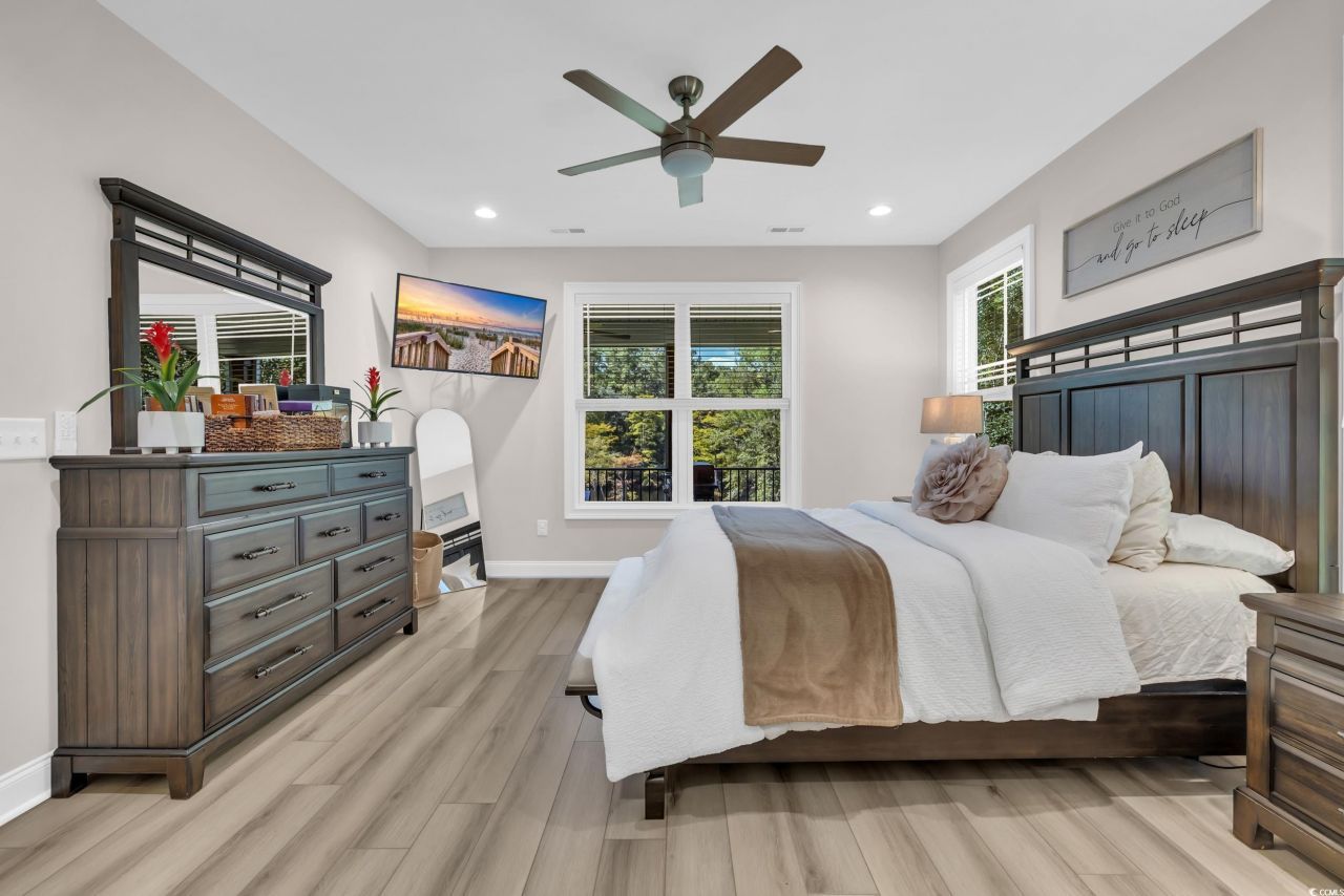 1820 Gray Oaks Dr. Photo 21