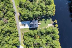 1820 Gray Oaks Dr. photo 4