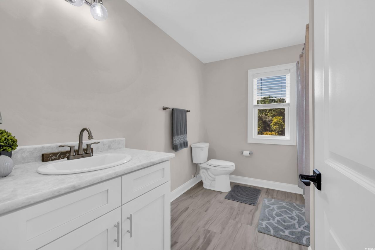 1820 Gray Oaks Dr. Photo 31