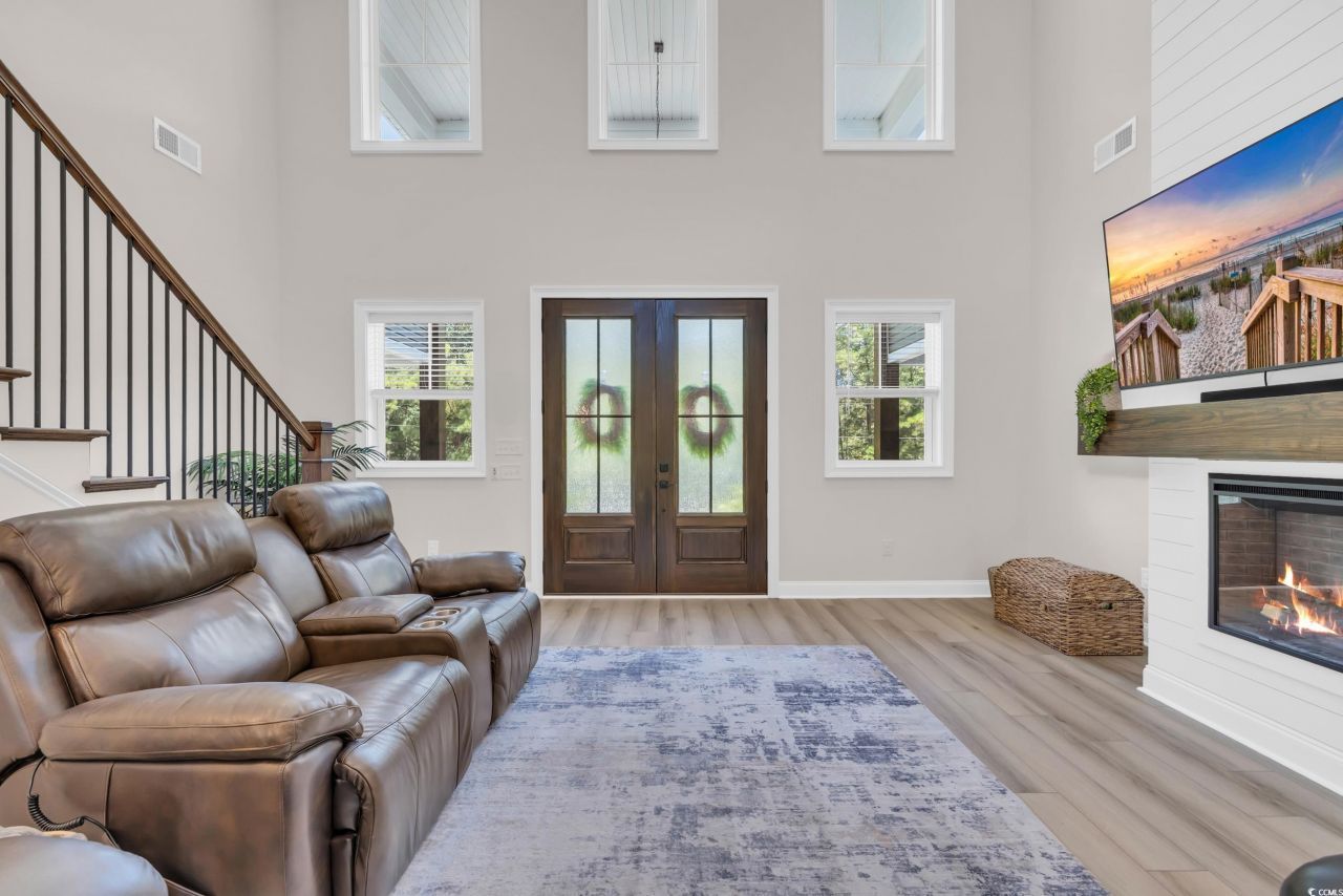 1820 Gray Oaks Dr. Photo 9