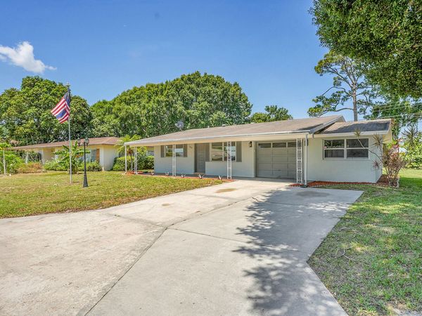 302 W Arbor Avenue, Port St. Lucie, FL 34952