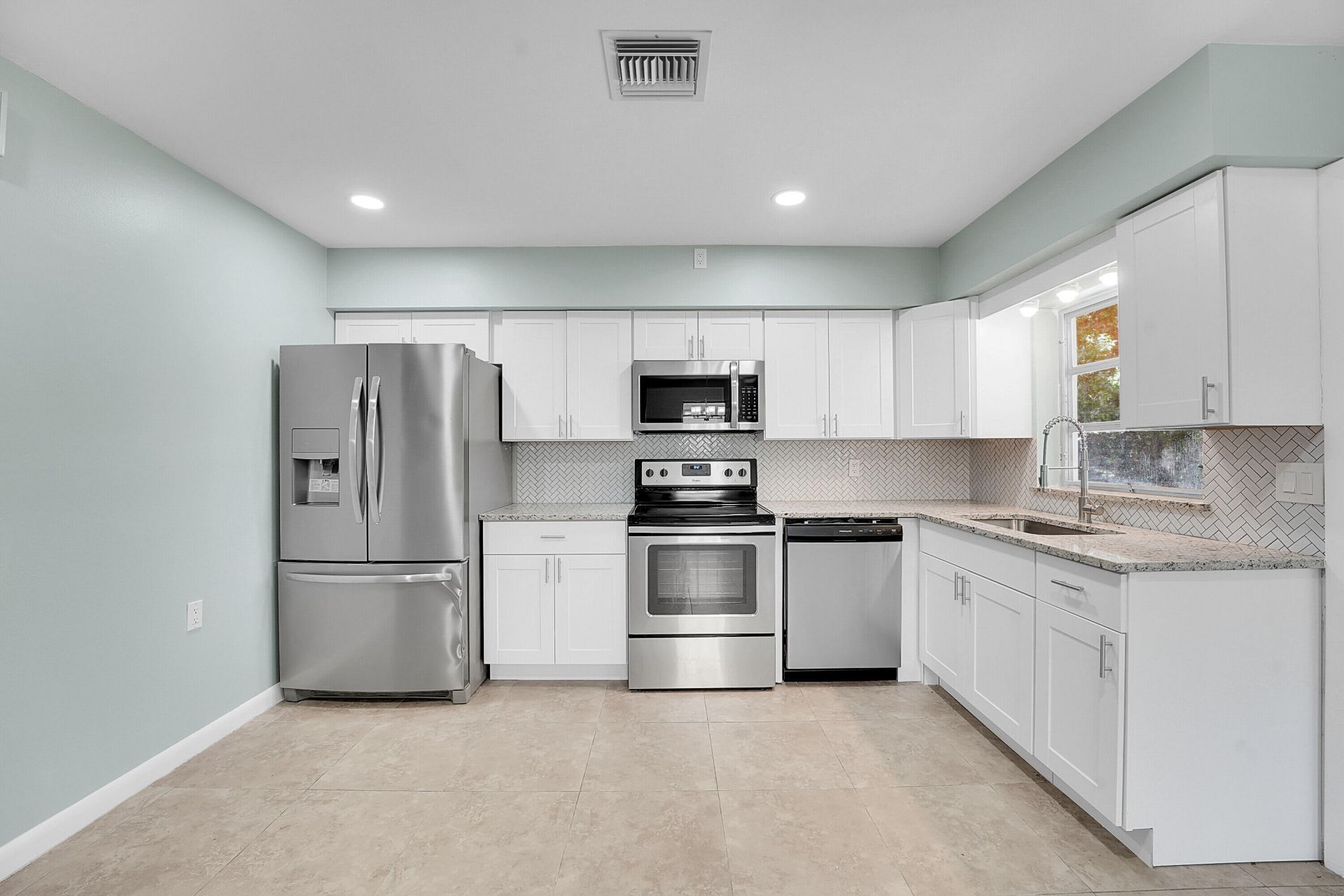 302 W Arbor Avenue, Port Saint Lucie, FL 34952 Photo