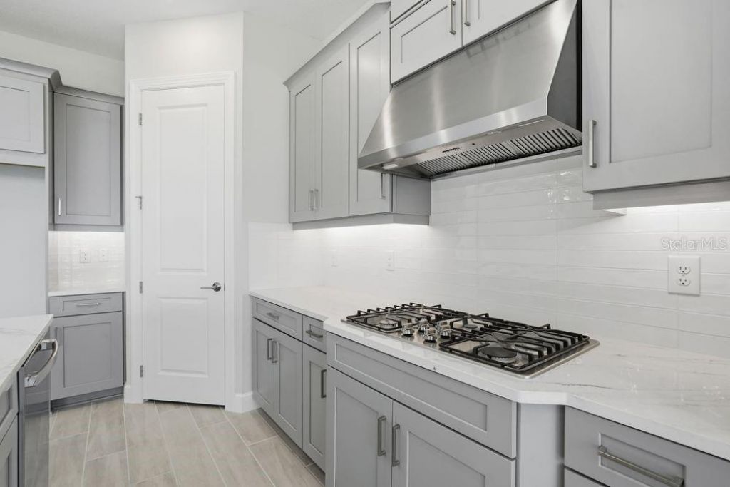 13705 Iona Avenue, Palmetto, FL 34221 Photo