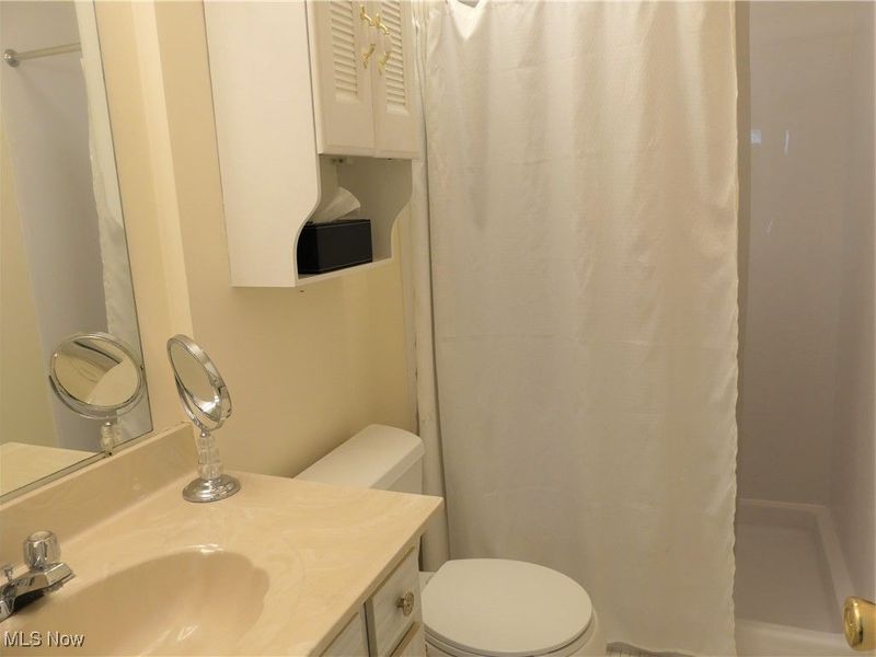 2021 King James Pkwy, Unit 222, Westlake, OH 44145 Photo 23