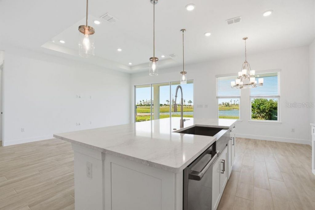 13713 Iona Avenue, Palmetto, FL 34221 Photo