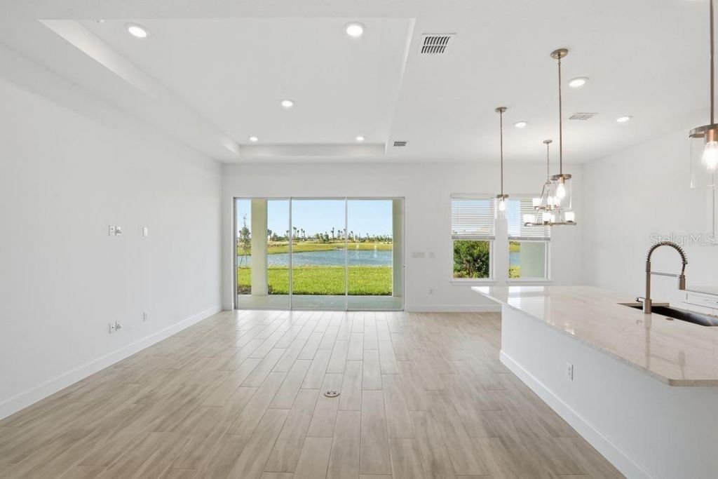 13713 Iona Avenue, Palmetto, FL 34221 Photo