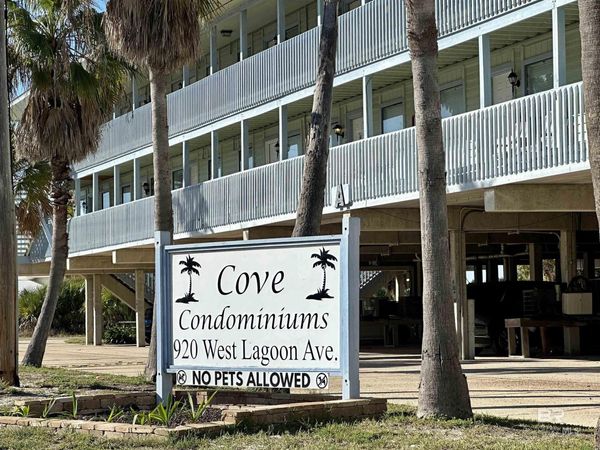 920 W Lagoon Avenue, Unit A-102, Gulf Shores, AL 36542