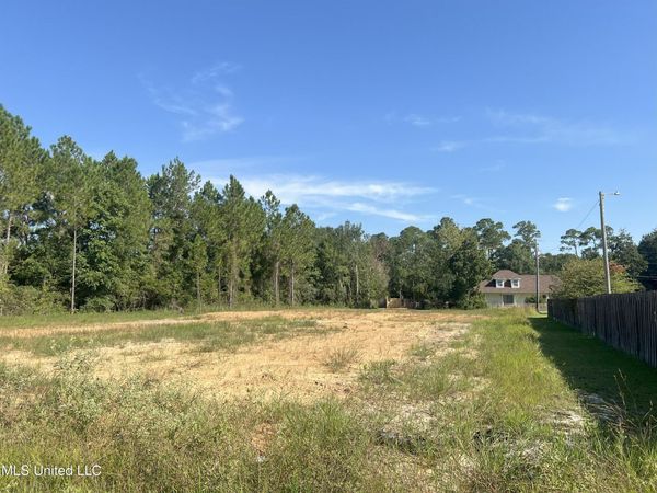 729 Zimmerman Street, Waveland, MS 39576
