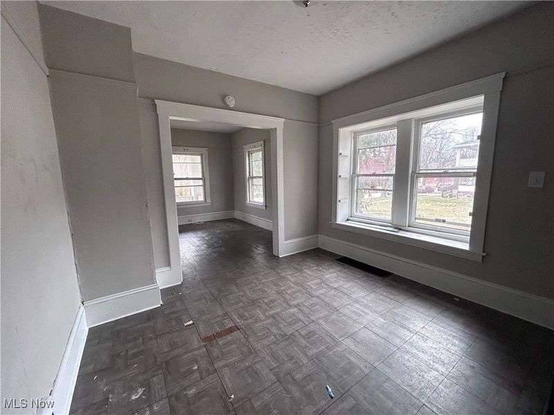 945 E 149th Street, Cleveland, OH 44110 Photo 4