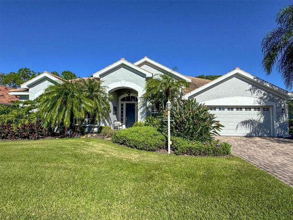 8204 WATERVIEW BOULEVARD, LAKEWOOD RANCH, FL 34202