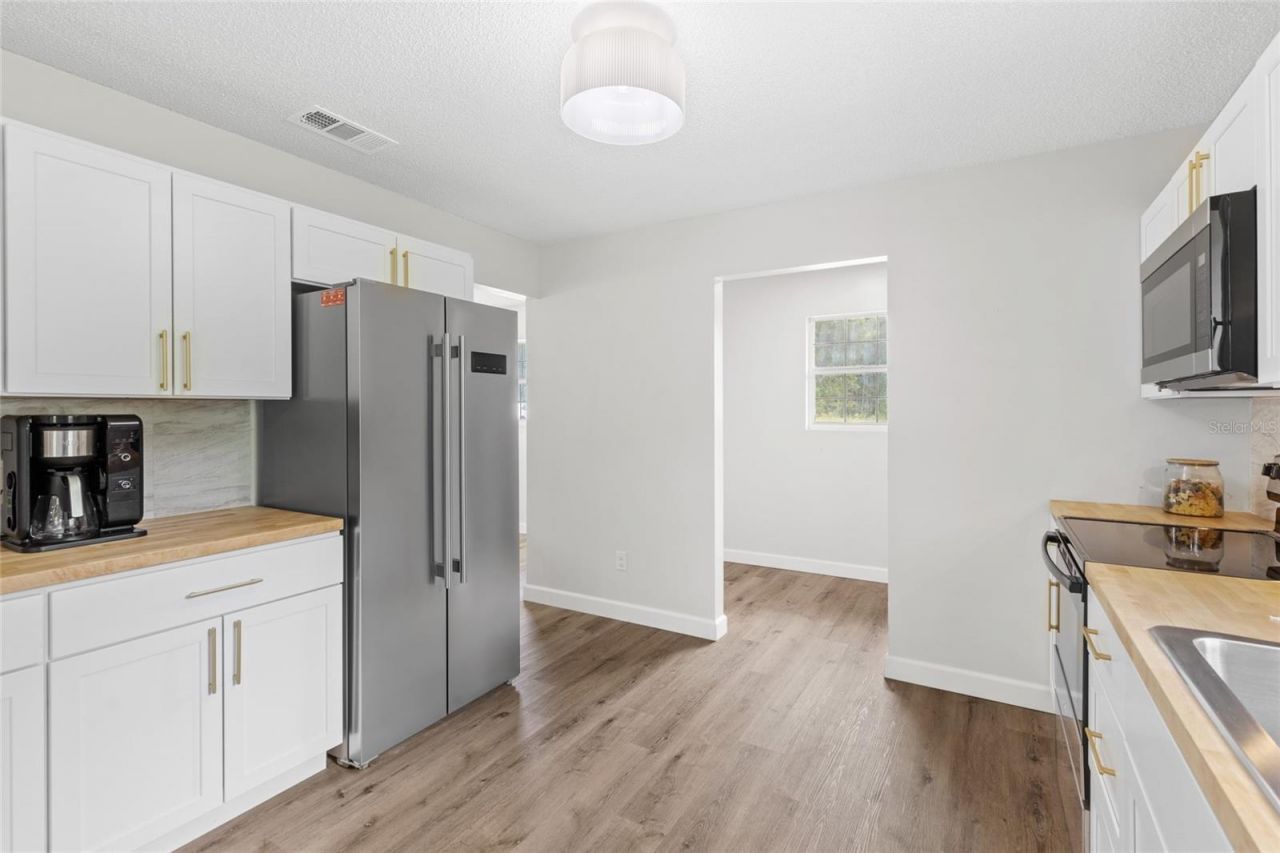 127 Rainbow Drive, Florahome, FL 32140 Photo