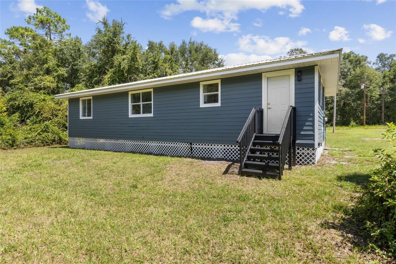 127 Rainbow Drive, Florahome, FL 32140 Photo