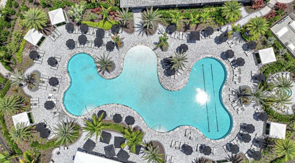 13704 Buchanan Drive, Palmetto, FL 34221 Photo