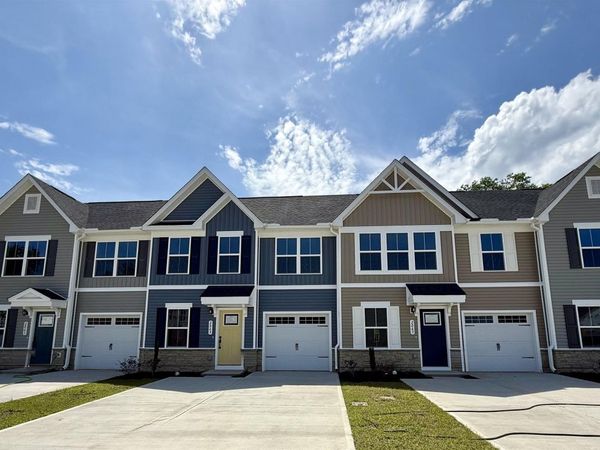 2097 Parow LN NW, Unit D, Calabash, NC 28467
