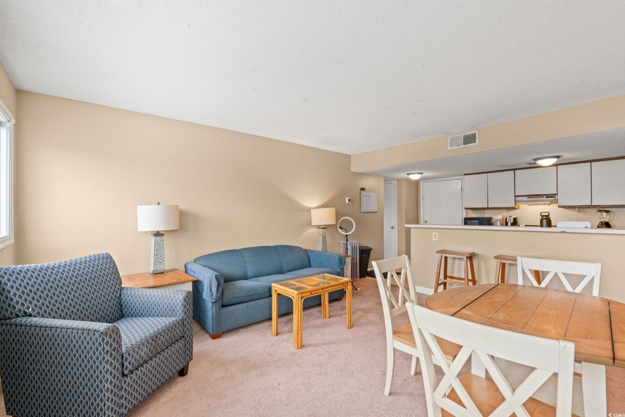 5905 S Kings Hwy. Photo 5