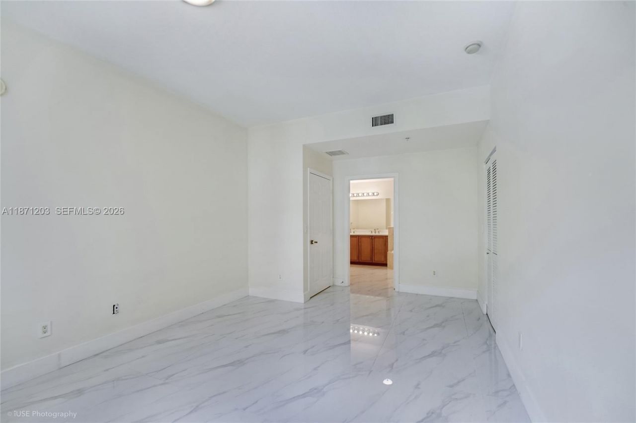 8395 SW 73rd Ave, Unit 511, Miami, FL 33143 Photo