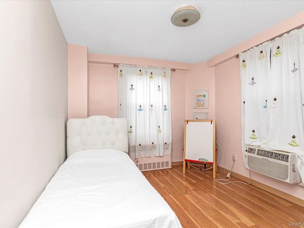 61-15 97 St, Unit 4K, Flushing, NY 11374