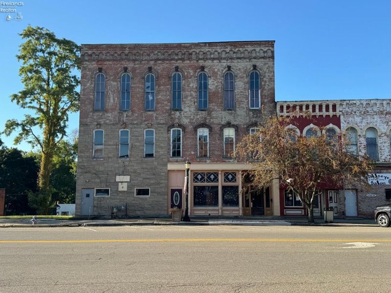 14 Main St, Plymouth, OH 44865 Photo 1