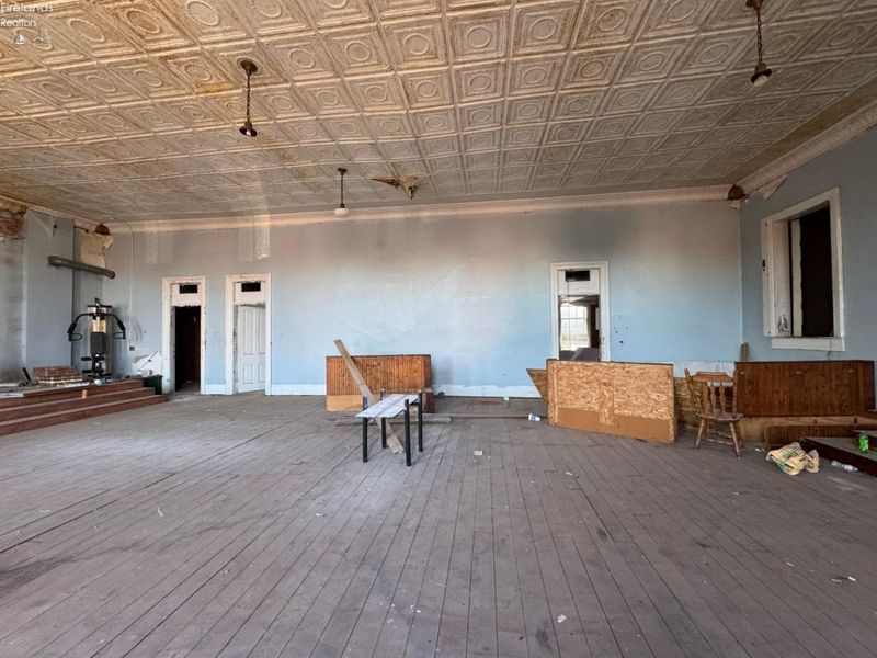 14 Main St, Plymouth, OH 44865 Photo 12