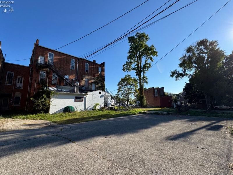 14 Main St, Plymouth, OH 44865 Photo 5