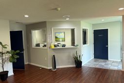 2320 Cosgrove Avenue photo 4