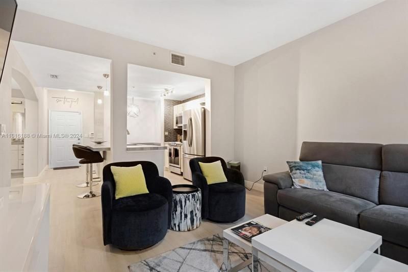 533 NE 3rd Ave, Unit 229, Fort Lauderdale, FL 33301 Photo