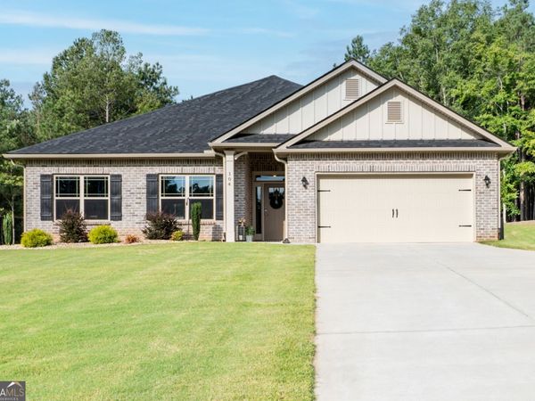 104 Eagle Heights Drive, Maysville, GA 30558