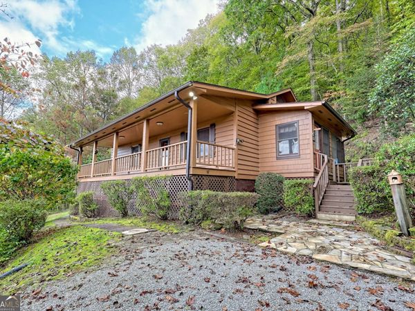 52 Lucky Lane, Rabun Gap, GA 30568