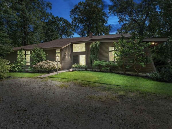 14370 State Road 23 Highway, Granger, IN 46530