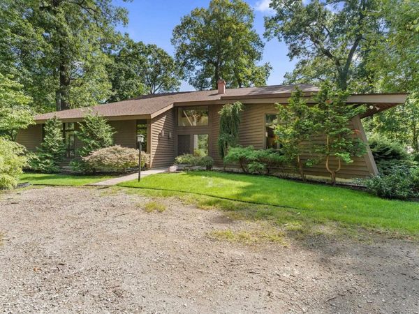 14370 State Road 23 Highway, Granger, IN 46530