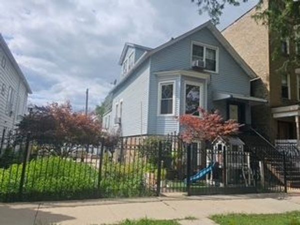 1728 N Francisco Avenue, Chicago, IL 60647