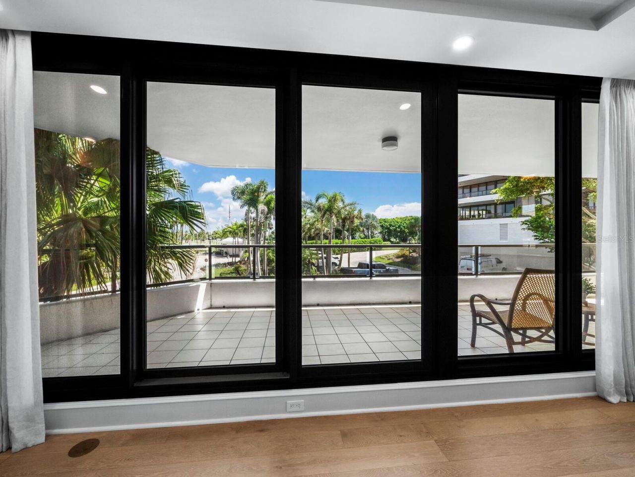 565 Sanctuary Drive, Unit B106, Longboat Key, FL 34228 Photo