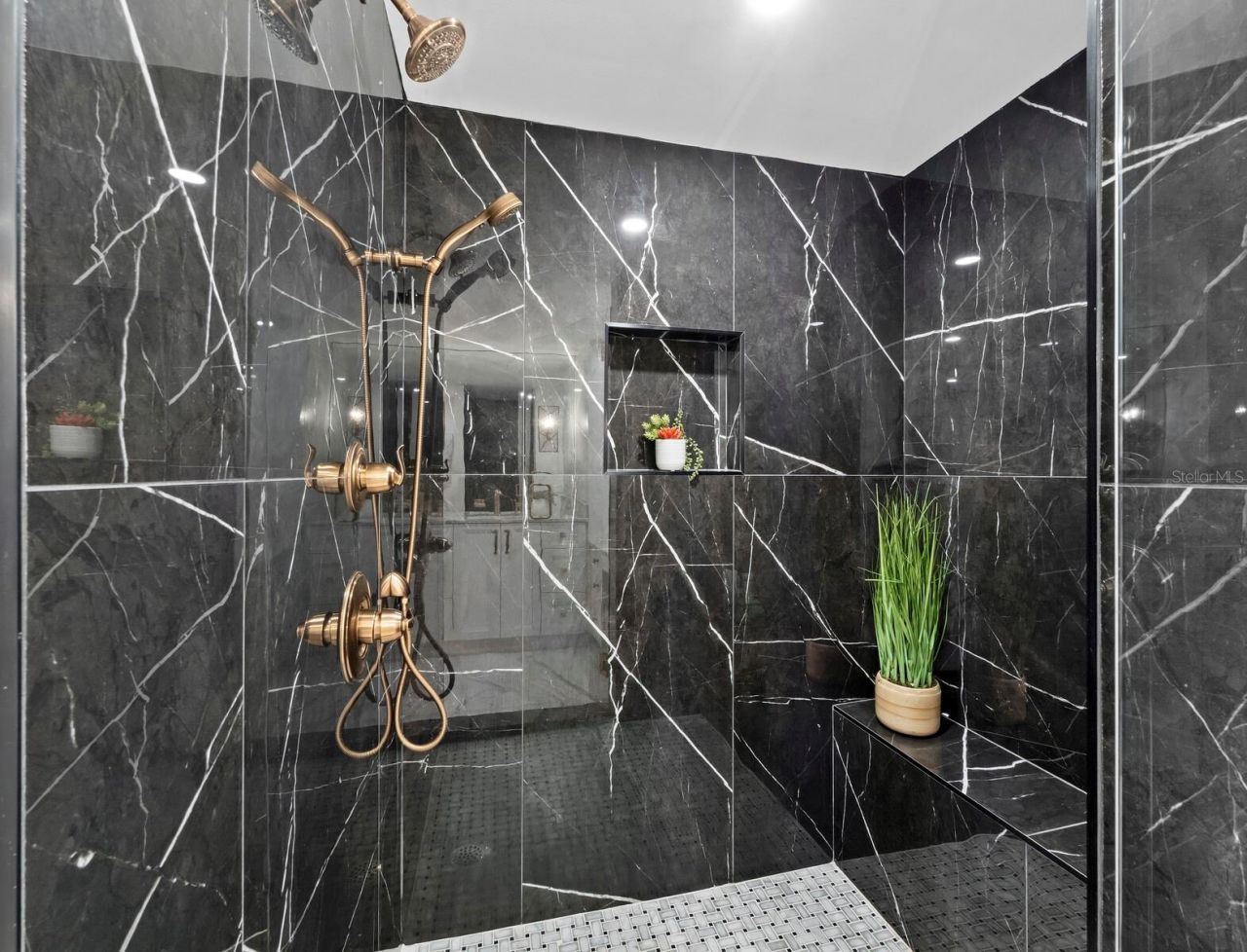 565 Sanctuary Drive, Unit B106, Longboat Key, FL 34228 Photo