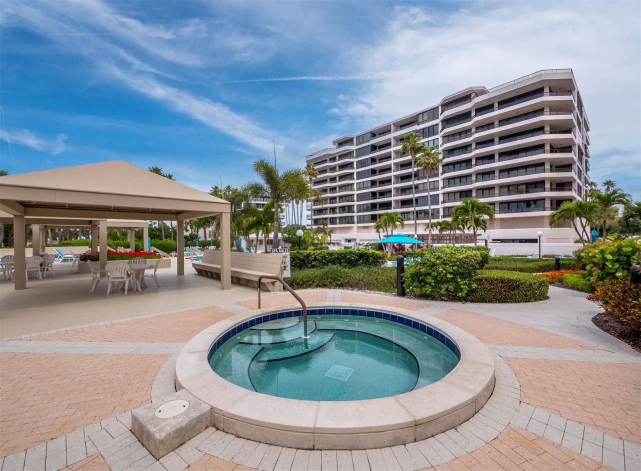 565 Sanctuary Drive, Unit B106, Longboat Key, FL 34228 Photo