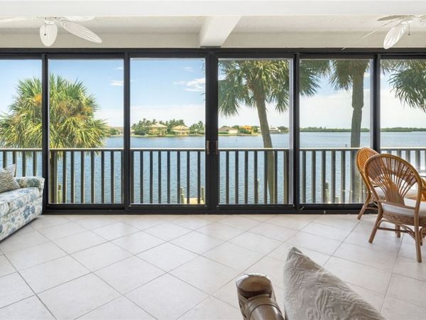 1870 Bay Road, Unit 213-G, Vero Beach, FL 32963