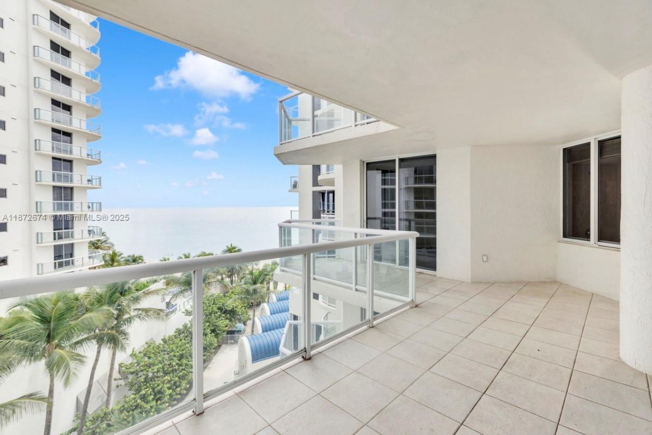 18671 Collins Ave, Unit 604, Sunny Isles Beach, FL 33160 Photo