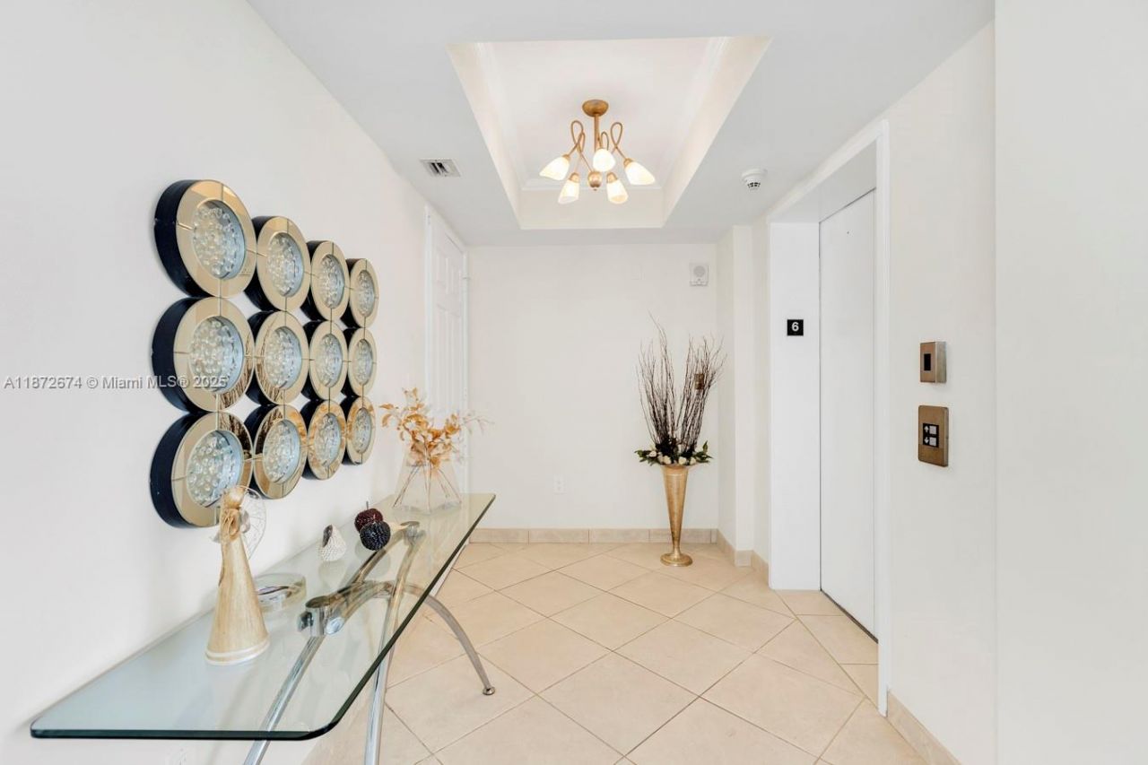18671 Collins Ave, Unit 604, Sunny Isles Beach, FL 33160 Photo