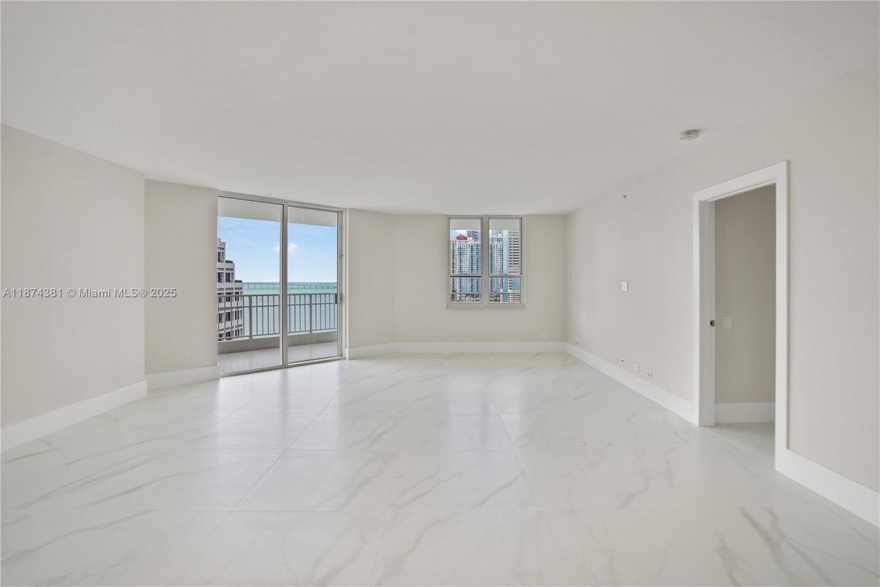 701 Brickell Key Blvd, Unit 1512, Miami, FL 33131 Photo