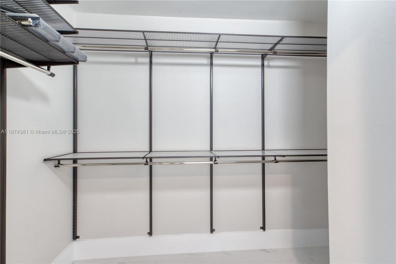 701 Brickell Key Blvd, Unit 1512, Miami, FL 33131 Photo