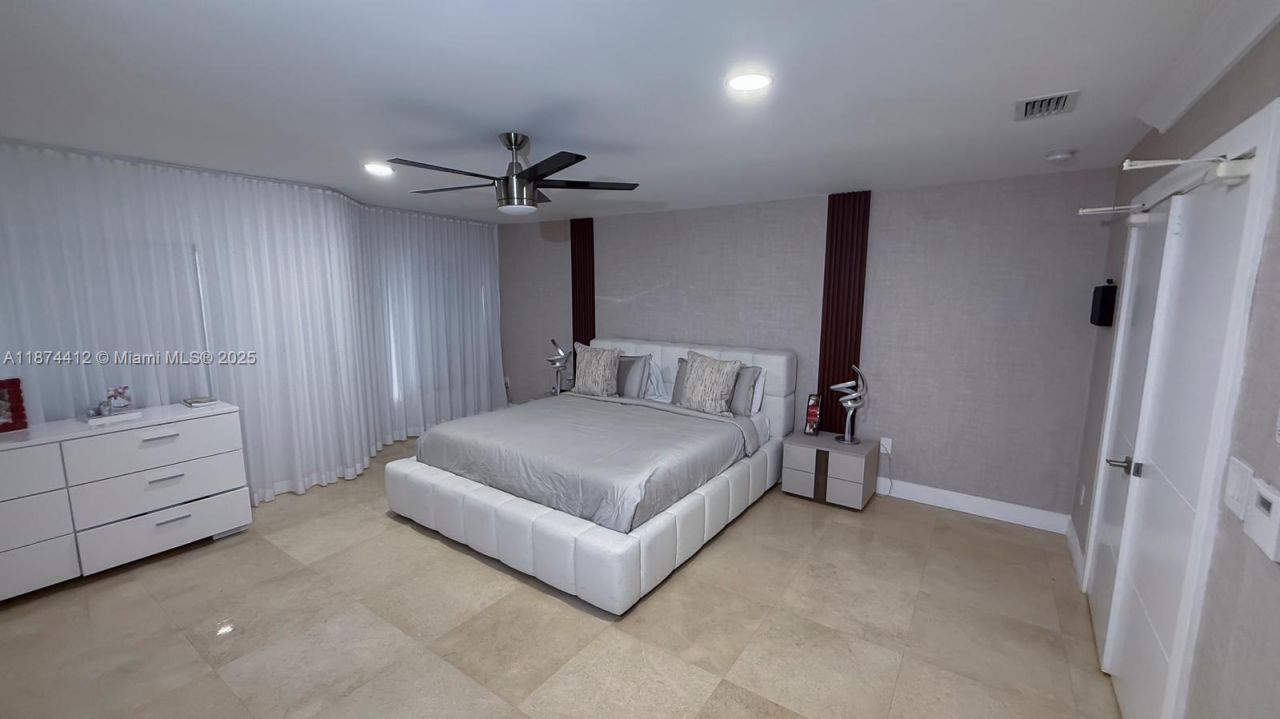 350 NW 124th Ave, Miami, FL 33182 Photo